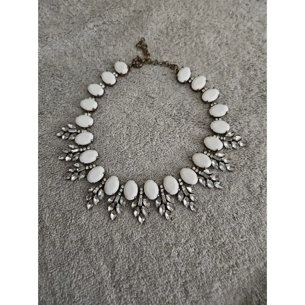 Women's Crystal Pendant Statement Bib Necklace - Picture 1 of 4